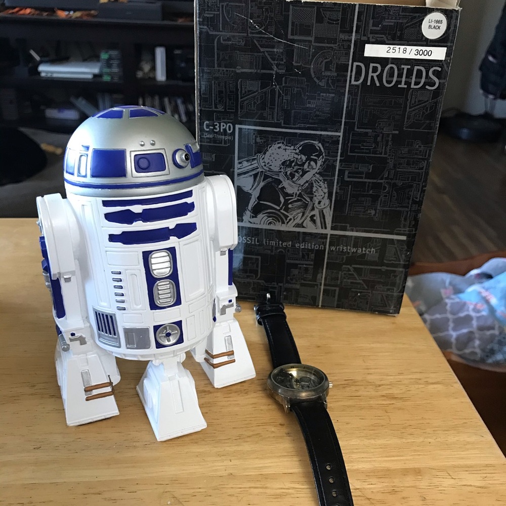 Fossil lim Ed. Star Wars watch and 1980 Yoda mask